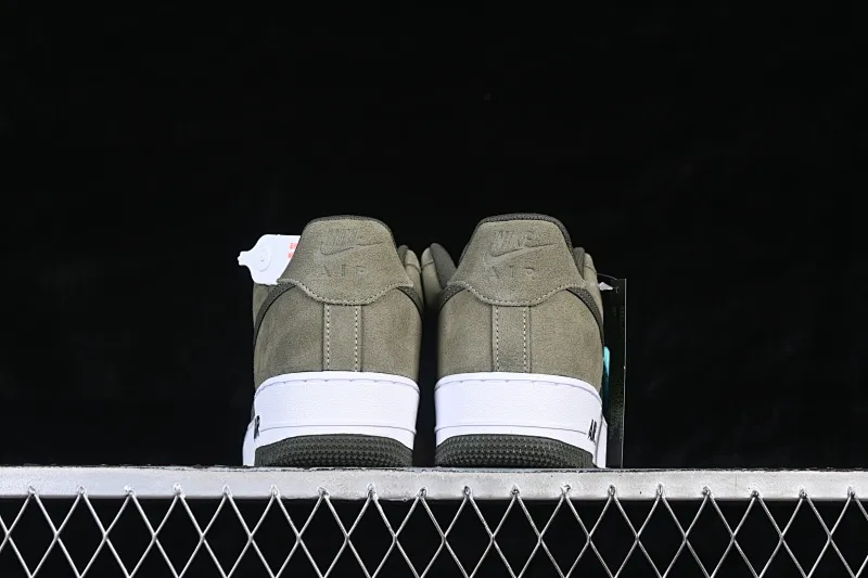 All categories Nk Air Force 1 Air Force series Nk Air Force 1 Low Air Force low-top Nike Air Force 1'07 Low Air Force 1 low-top casual sneakers IB6388-200